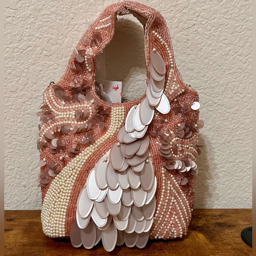 Pearl & Sequin Pink Embellished Hand Bag 🐚🌸
